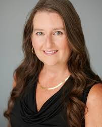 Shannon Brubaker's Instagram, Twitter & Facebook