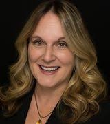 104 N 4th St, Bellevue, IA 52031