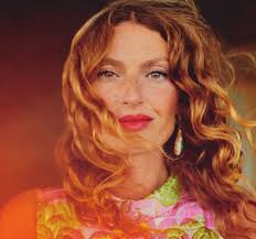 à Fontainebleau L'inclusion