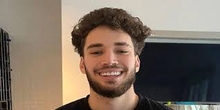 Aden Ross's Instagram, Twitter & Facebook