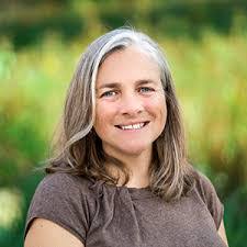 Erin Copeland's Instagram, Twitter & Facebook