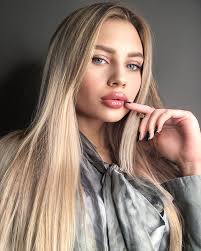 Profile for Anne-Sophie Léonard