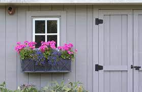 We manufacture our flower boxes in a variety of styles to match the most diverse range of exterior designs, including conservative traditional, intricate victorian, and lean contemporary. 20 Window Box Ideas Creative Window Boxes