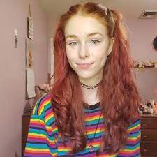 I Have Naturally Red Hair But I Decided To Dye My Ends Rose Gold Pretty Happy With How It Turn Natural Red Hair Dye Natural Red Hair Blonde Hair With Red