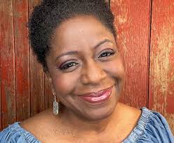 Tracy Cain's Instagram, Twitter & Facebook