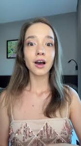 Julia Fay (@itsjuliafay)’s videos with original sound