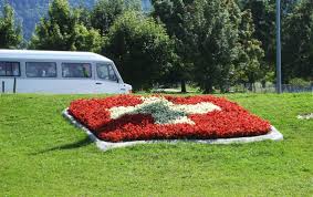 Smic is headquartered in shanghai and incorporated in the cayman islands. Le Smic A 4000 Euros En Suisse La Revue Des Transitions