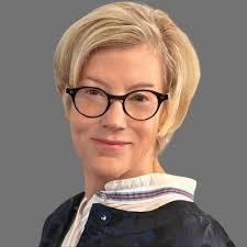 Susan Dinges's Instagram, Twitter & Facebook