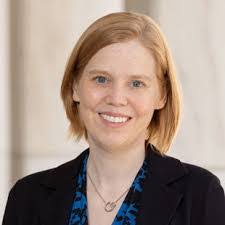 Kim Holst's Instagram, Twitter & Facebook