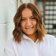 TO WIN GLORIOUS TRIUMPHS, EVEN THOUGH CHECKERED BY FAILURE >> P. 18 THE  MAGAZINE OF THE JON M. HUNTSMAN SCHOOL OF BUSINESS