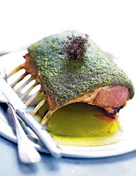 Carre D Agneau En Croute D Herbes Fraiches Pour 4 Personnes Recettes Elle A Table Recette Carre D Agneau Alimentation Recette Carre D Agneau