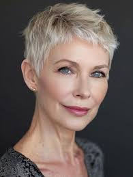 Vicki Rumsey's Instagram, Twitter & Facebook