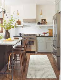What a fabulously family friendly farmhouse kitchen. 12 Farmhouse Kitchen Ideas On A Budget