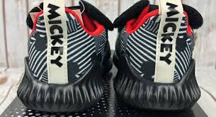 Adidas Disney Mickey Mouse Sz 8k Sneakers In 2020 Disney Shoes Disney Mickey Mouse Clothes Design