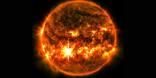 Powerful solar flare erupts from the sun, raising chances for dazzling Northern Lights display by Friday