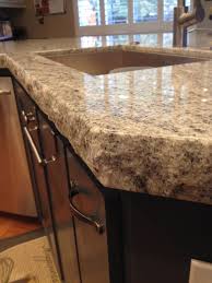 We Love The Rustic Outdoorsy Look With This Double Chisel Edge Granite Counter Affordable Kitchen Remodeling Outdoor Kitchen Countertops Luxury Outdoor Kitchen
