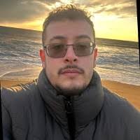 100+ perfis com “Edison Edison”