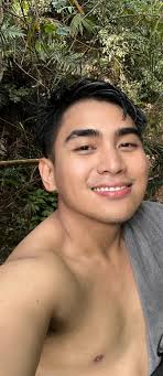 Hi ! I'm from Philippines 🇵🇭 I want to make foreign friends Would you  like to be my friend?