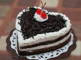 Half Kg Chocolate Heart Shape Birthday Cake Heart Shaped Wedding Anniversary Cakes Cake Delivery Cool Birthday Cakes Cake