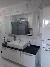 Banyo dolabı ürünlerimiz sayesinde kullandığınız kişisel ürünleri ve elektronik aletlerinizi saklayabilirsiniz. En Kullanisli Banyo Dolabi Hangisidir