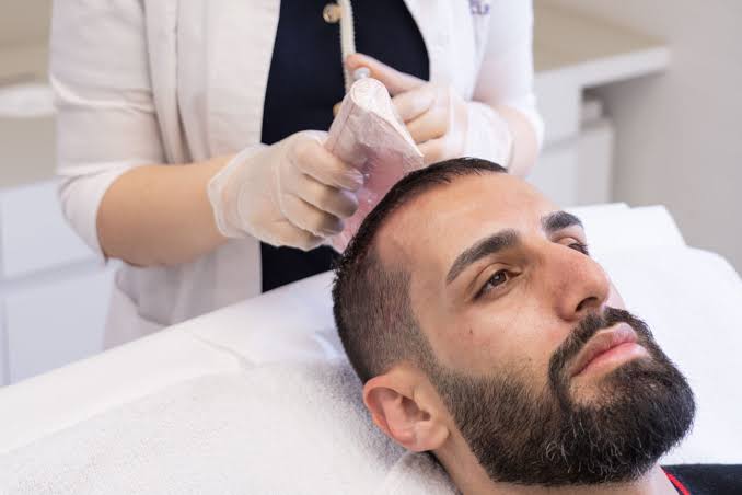 Advanced hair diagnostics at Profrea