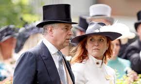 Princess diana reportedly played an instrumental role in setting up andrew and sarah. Royal News Sarah Ferguson And Prince Andrew S Holiday Together Hello