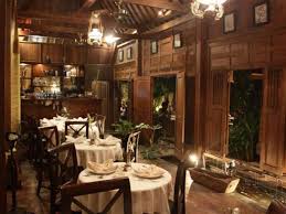 Spanning roughly two centuries from the 1600s to the 1800s, this historical period was a time of radical change. 20 Traditional Dining Room Design And Decor Ideas From Indonesia Colonial Furniture Indonesia Colonial Furniture Colonial Furniture Colonial Furniture Manufacturer