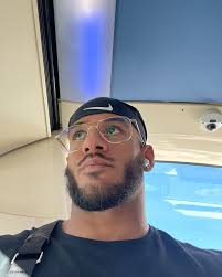 P.R.O.C.E.S.S 📸: @leo.petit @benjamin.belando @bymathildebonnamy