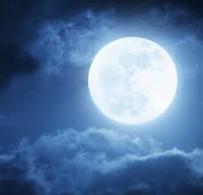 People with cancer moon sign are very protective of their loved ones. The Full Moon And Lunar Eclipse In Capricorn Mean Serious Business Full Moon Moon Lunar Eclipse