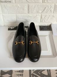 Le mocassin classique en cuir pour femme nous. Gucci Chaussures Gucci Femme Mocassins Mule Noir Modehot Com First Class Fashion Inspiration Magazine