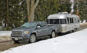 The 2021 gmc canyon equipped with this engine offers a payload capacity of 7000 lbs. 2015 Gmc Canyon Long Term Review Max Towing Test Autoguide Com News