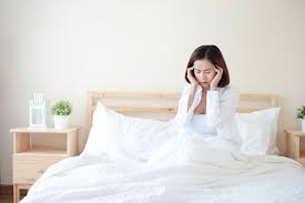 Diet rendah garam bisa membantu mengatasi penyakit meniere yang menjadi salah satu penyebab pusing. Bangun Tidur Pusing Mungkin Ini Penyebabnya Alodokter