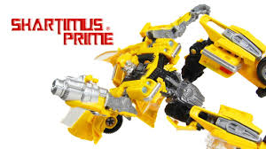 In the film transformers of 2007 bumblebee was a 1977 camaro. Transformers Bumblebee Studio Series 2007 Movie Hasbro 1977 Camaro Action Figure Toy Review Youtube