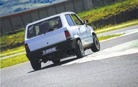 La fiat panda è un'auto superutilitaria prodotta dalla casa automobilistica italiana fiat in tre serie: Fiat Panda Vola A 170 Km H