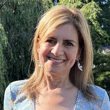 Allison Wainscott's Instagram, Twitter & Facebook