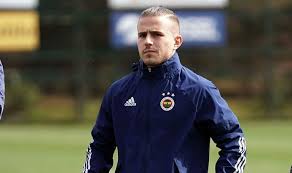 Kırmızı siyahlıların gol yollarındaki beceriksizliği, haftayı puansız kapatmasına sebep oldu. Fenerbahce Ye Yunan Yildiz Pelkas Tan Makus Haber Haber Dergim Guncel Haber Dogru Haber Acik Haber