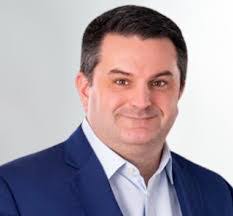 Adam Gabrault's Instagram, Twitter & Facebook