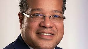 Dale Lefebvre's Instagram, Twitter & Facebook