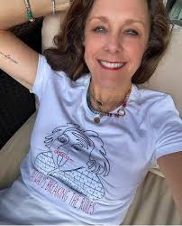 Happy Monday… thank you to @joe.brosnan at @groveatlantic for the new  #killerwomen @mindymejia @jacquiepham @danyakukafka @katia.lief  #killerwomenpodcast #quoteoftheweek #killerwomenpodcastwithdaniellegirard  #killerwomenpodcastdaniellegirard #thrillerreads