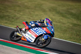 Le fribourgeois jason dupasquier (ktm) signe sa meilleure performance en qualification, thomas lüthi (kalex) est encore loin du compte. Zgpf7k1rcpedhm