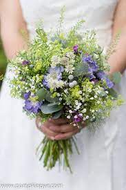 Flowers are a big part of any wedding, but when it comes to country weddings, your flower arrangements are a great place. Loose Bridal Posies Google Search Country Wedding Flowers Country Wedding Bouquets Alternative Bouquet