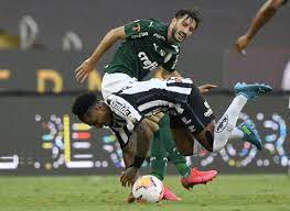 O palmeiras é bicampeão da copa libertadores.neste sábado, no maracanã, o verdão derrotou o santos por 1 a 0 e voltou a erguer o troféu mais importante da américa do sul. Breno Lopes Marca Nos Acrescimos E Palmeiras Vence A Libertadores Esportes R7 Futebol
