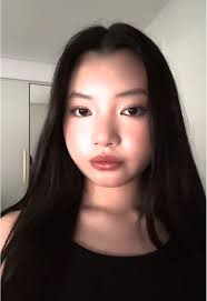 Hannah X Mirror Mirror