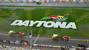 But it's close to dc so most of these residents are city people in disguise, i know one other nascar fan irl here. Past Daytona 500 Weather Extremes