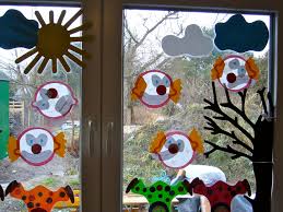 Clown Aus Tonpapier Transparentpapier Selbstklebende Bucherfolie Grundschule Basteln Weihnachten Fasching Basteln Mit Kindern Fasnacht Basteln
