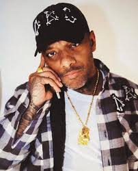 3 years ago today Prodigy passed away at the Spring Valley Medical Center  in Las Vegas, Nevada, while hospitalized for complications related to his  sickle-cell anemia. What's your favorite Prodigy verse? #RIPProdigy