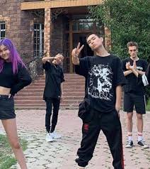 Check spelling or type a new query. O Pervom Tiktok Hause V Kazahstane I Kak Menshe Chem Za Sutki Nabrat 100 000 Podpischikov Iskusstvo Na Weproject