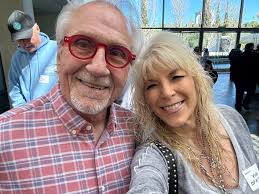 Such fun playing in the We Spark Celebrity Poker Tournament. We didn't win,  place or show, but it was all for a great cause with wonderful people and I  got to remind