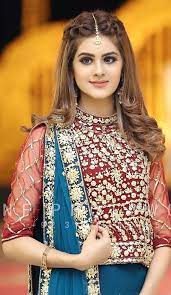 Beautiful Indian Wedding Hairstyle Indian Hairstyles Classic Wedding Hair Indian Wedding Hairstyles