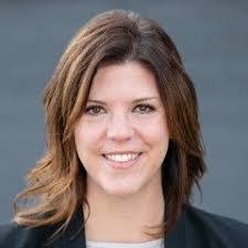 Lauren Kamm's Instagram, Twitter & Facebook